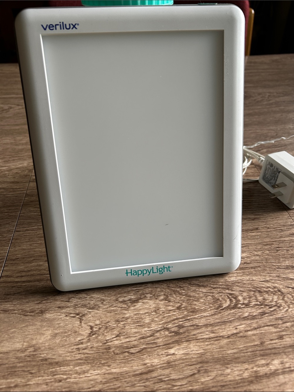 Verilux HappyLight Bright White Light Therapy Lamp VT22